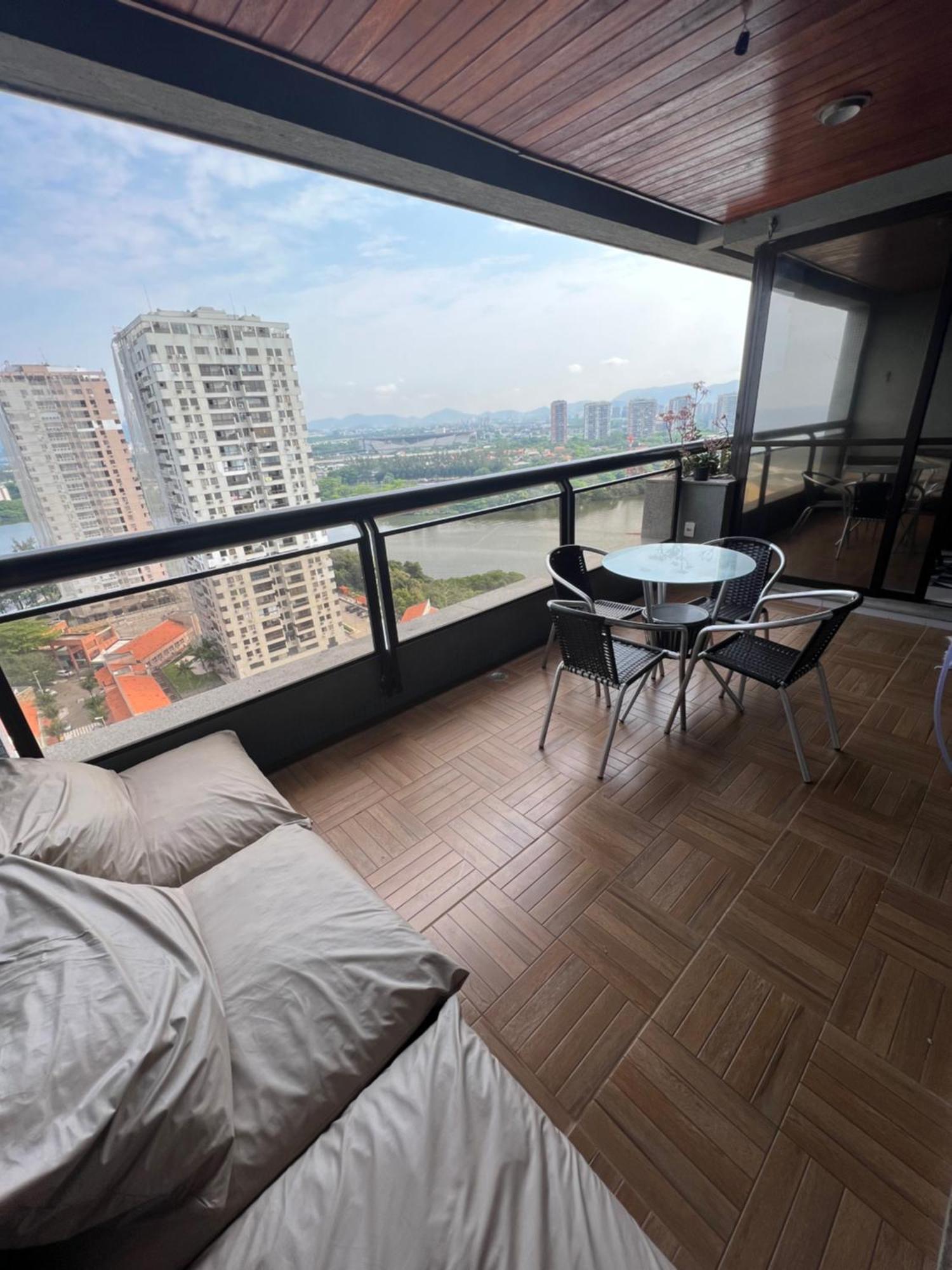 Em Frente A Barra Da Tijuca Apartamento *
